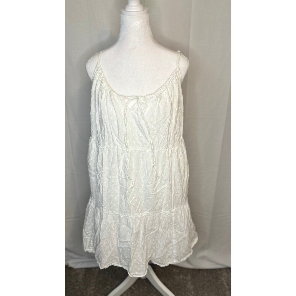 Old Navy Women's White Dress; Size Medium; Baby Doll